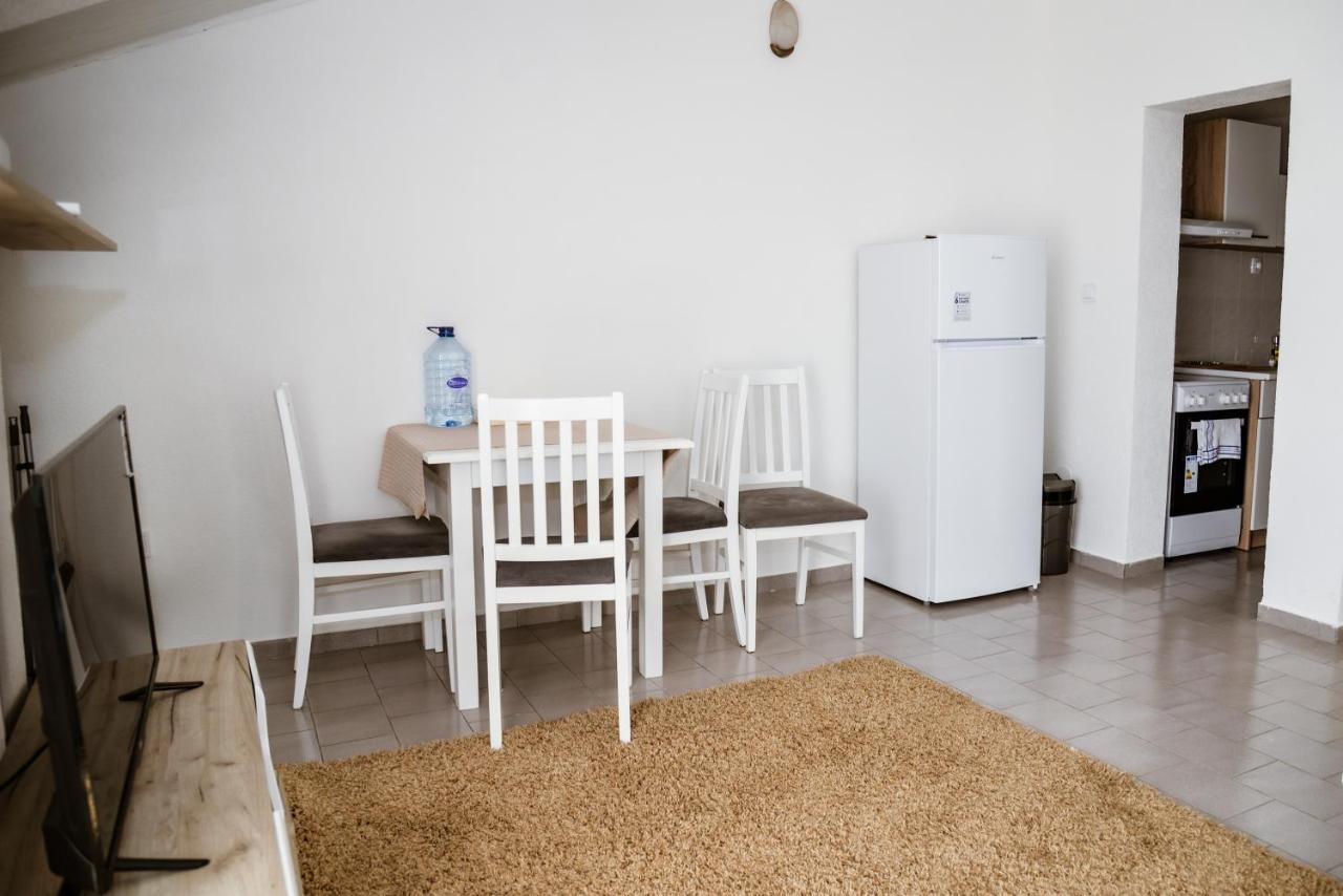 Iker Apartments Tivat Eksteriør billede