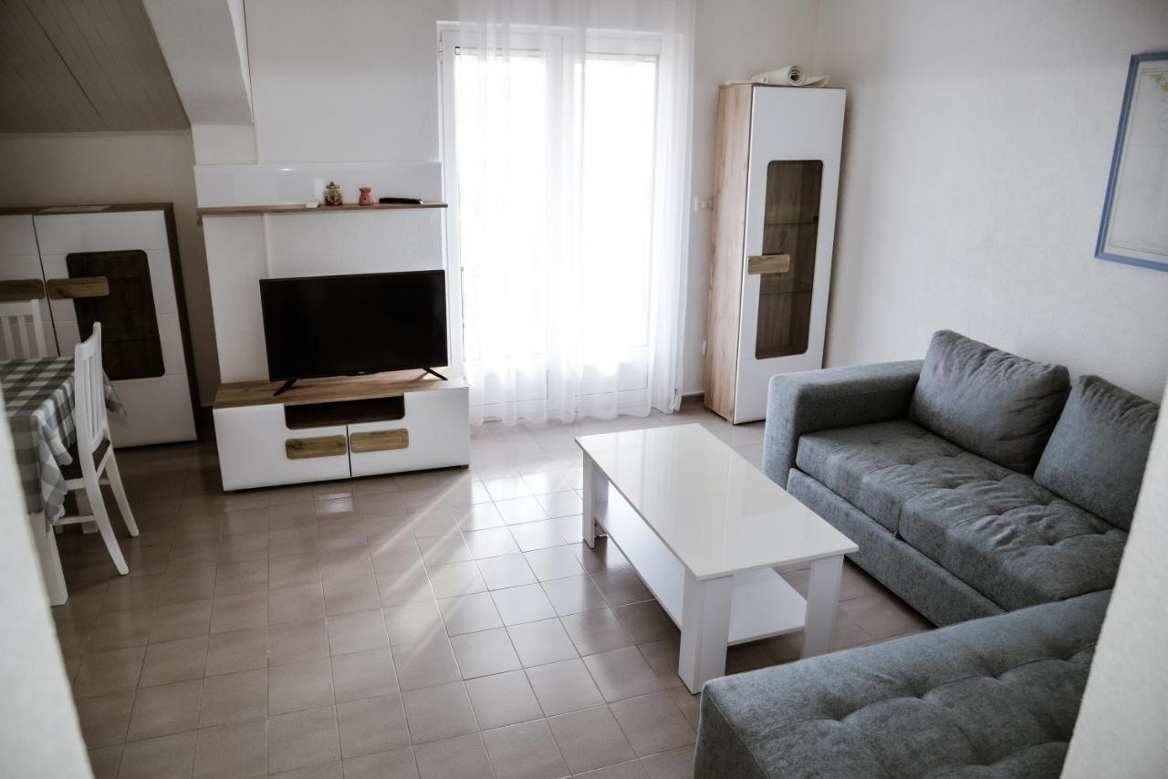 Iker Apartments Tivat Eksteriør billede