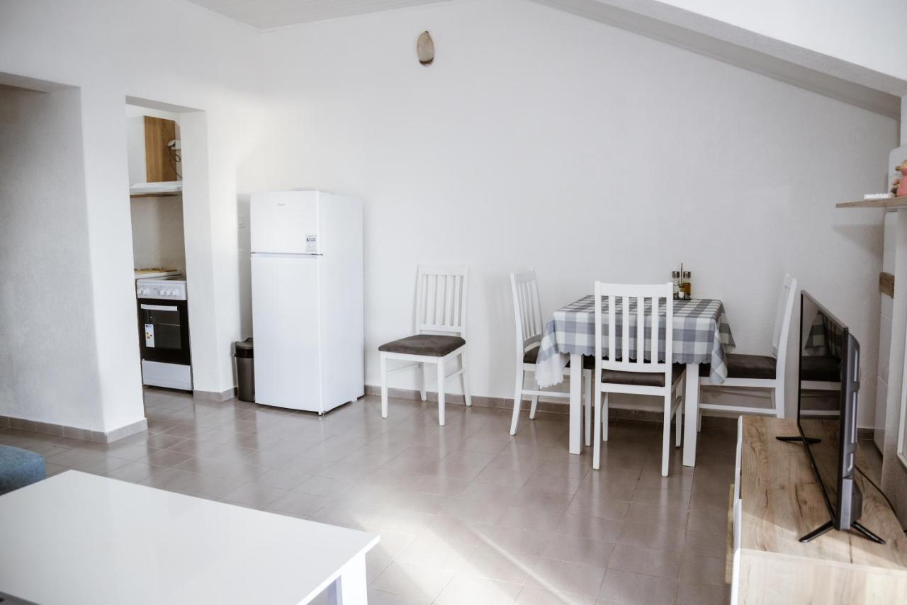 Iker Apartments Tivat Eksteriør billede